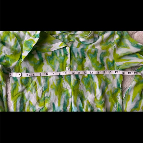 **NWOT SIZE M** MOTF 100% silk BLOUSE workwear, button down, summer top - Picture 3 of 4